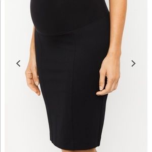 Black maternity pencil skirt, new with tags